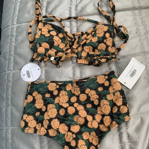 Montce Other - Montce swim saffron floral prima ruffle top